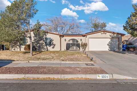 5301 CALLE NUESTRA NW, Albuquerque, NM 87120