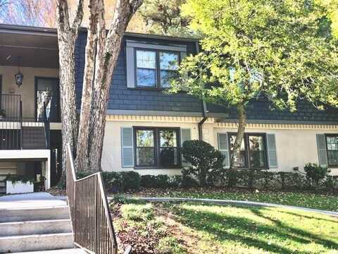 134 Amherst Place NW, Atlanta, GA 30327