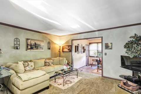 68 Montre Square NW, Atlanta, GA 30327