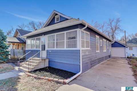 2737 N 46th Street, Lincoln, NE 68504