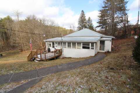 158 Beagle Club Rd, Jumping Branch, WV 25969