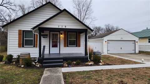 119 East Street, Excelsior Springs, MO 64024