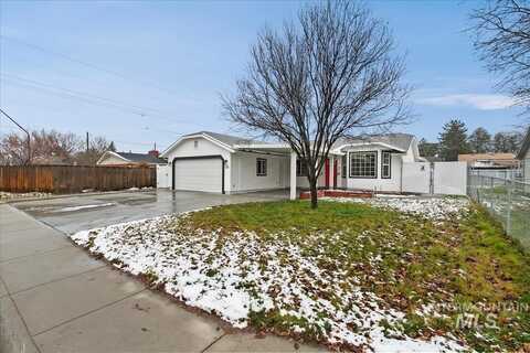 3190 N Cribbens Ave, Boise, ID 83713