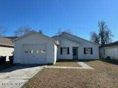 3002 E Windgate Court, Jacksonville, NC 28546