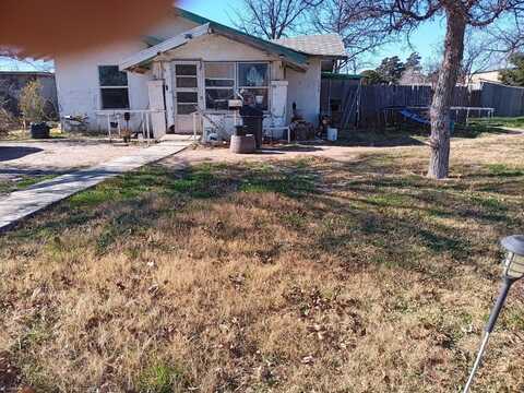 308 Monroe, Lorenzo, TX 79343