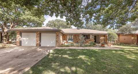 8103 Knoxville Avenue, Lubbock, TX 79423