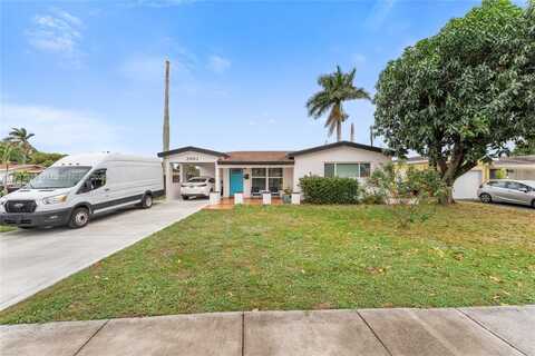 2801 Island Dr, Miramar, FL 33023