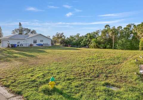 901 EAGLE LANE, APOLLO BEACH, FL 33572