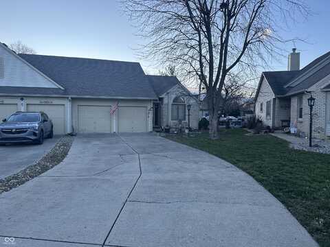 276 Carriage Court, Franklin, IN 46131