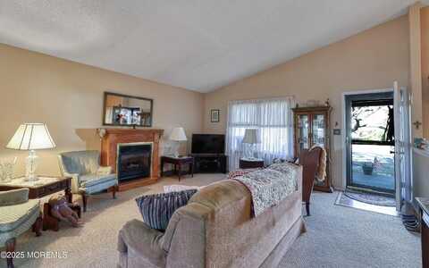 101 Seaview Avenue, Brick, NJ 08723