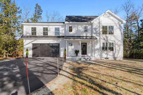 39 Whitney Road, Cumberland, ME 04021