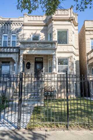 4426 W Washington Boulevard, Chicago, IL 60624