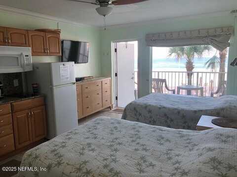 935 ATLANTIC Avenue S, Daytona Beach, FL 32118