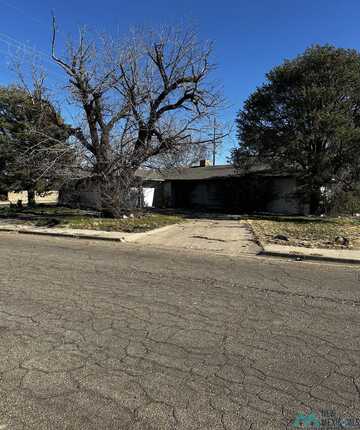 2021 Axtell Street, Clovis, NM 88101