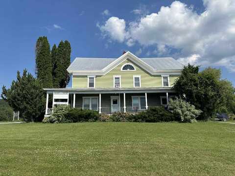 6 Fairfield Hill Road, Saint Albans, VT 05478