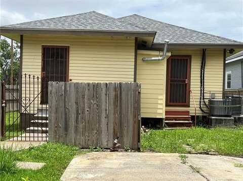 5328 EASTERN Street, New Orleans, LA 70122