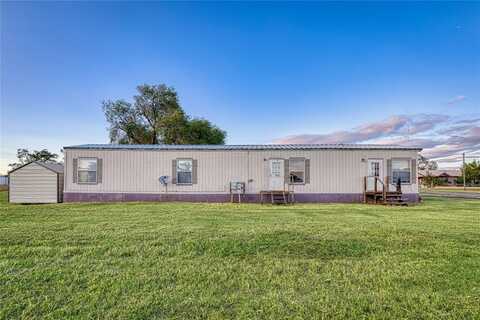 112 E Main Street, Foss, OK 73024