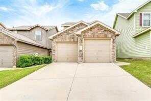 10745 Deauville Drive, Fort Worth, TX 76108