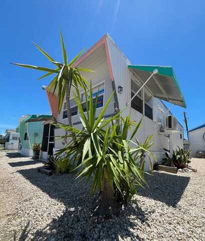 2581 Oleander St, St James, FL 33956