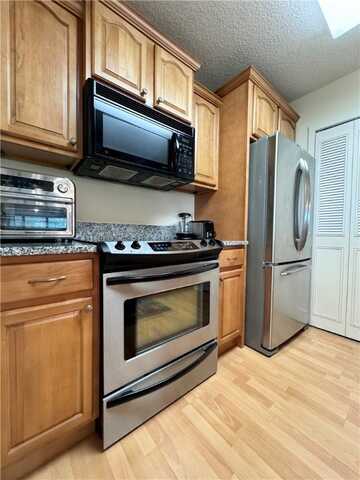 25 Plantation Drive, Vero Beach, FL 32966