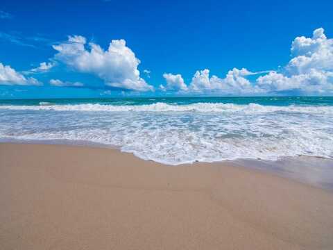 4400 Highway A1A unit: 11, Vero Beach, FL 32963