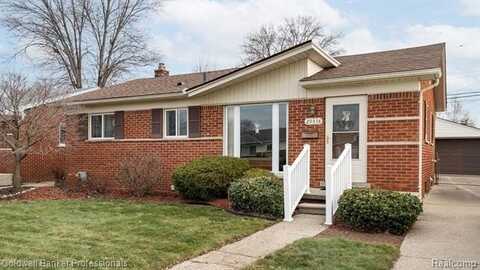 29338 Spoon Avenue, Madison Heights, MI 48071