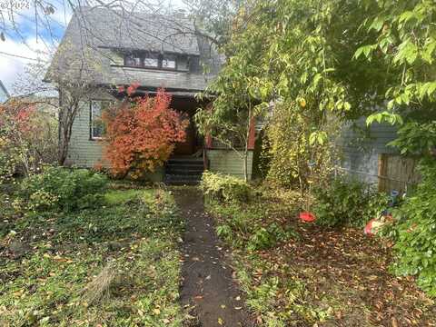 5913 NE 11TH AVE, Portland, OR 97211