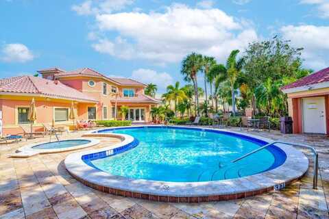 200 Uno Lago Drive, Juno Beach, FL 33408