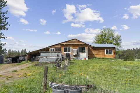 6250 McCoy Lake East Rd, Fruitland, WA 99129