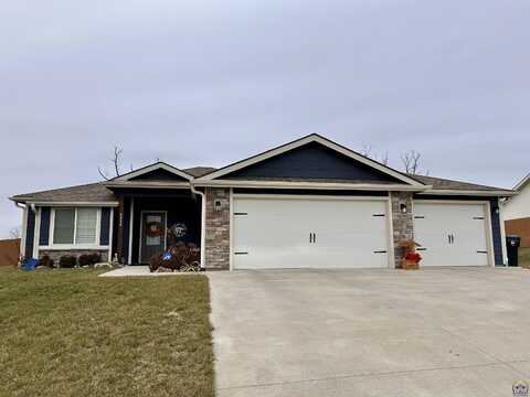 3318 SE 23rd ST, Topeka, KS 66605