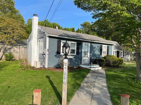 9 Gilbert Street, South Yarmouth, MA 02664