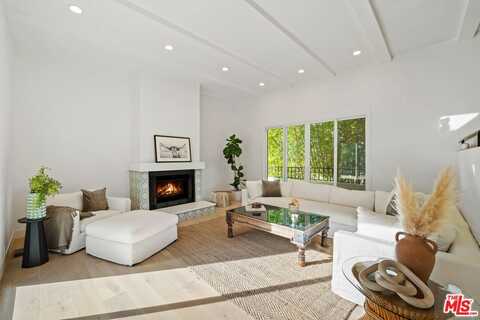 4148 Sunswept Dr, Studio City, CA 91604