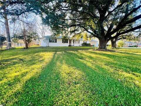 104 WOODLAND Avenue, Ferriday, LA 71334