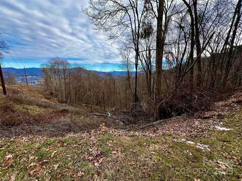 4 And 4b Salisbury Cove, Waynesville, NC 28785