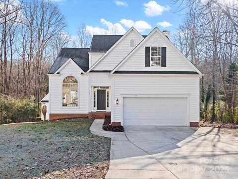 124 Lyman Oak Court, Fort Mill, SC 29715