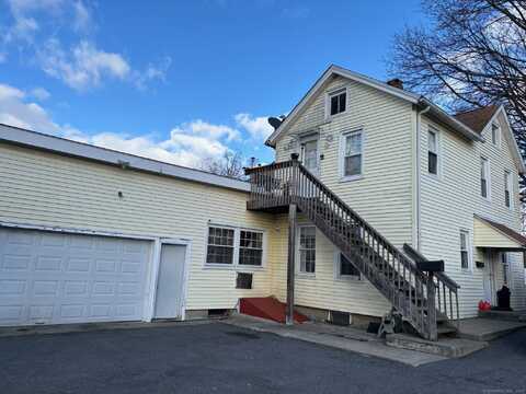 25 James Street, Danbury, CT 06810