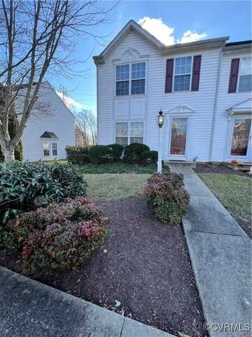 433 Hollybrook Ridge Lane, Henrico, VA 23223