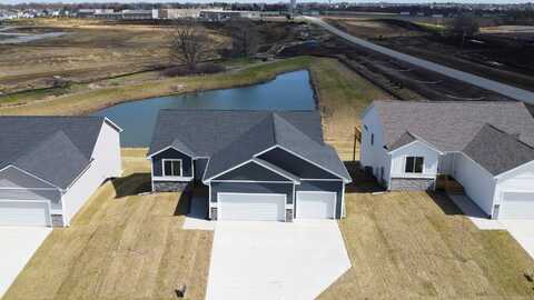 975 11th Street, Waukee, IA 50263
