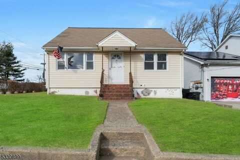 101 Martha Ave, Elmwood Park, NJ 07407