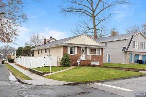 61 Wyandotte Avenue, Dumont, NJ 07628