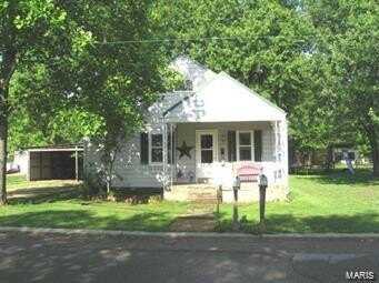 616 S TAYLOR Avenue, Belle, MO 65013