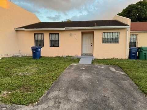 2738 NW 200th Ter, Miami Gardens, FL 33056