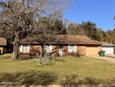 28 Pembrook Circle, Gulfport, MS 39503