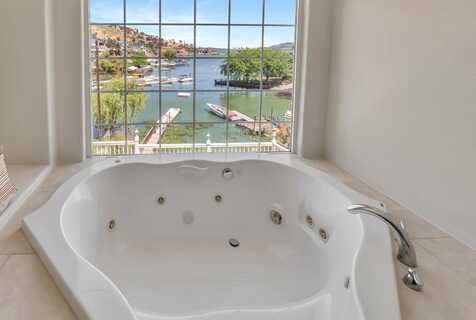 3848 Mariposa DR, CLEARLAKE PARK, CA 95424