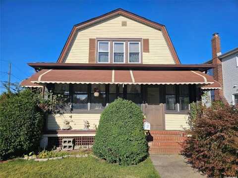 27 Cedar Road, Inwood, NY 11096