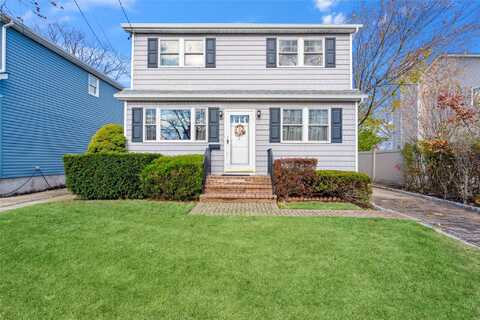 802 Oak Street, North Bellmore, NY 11710