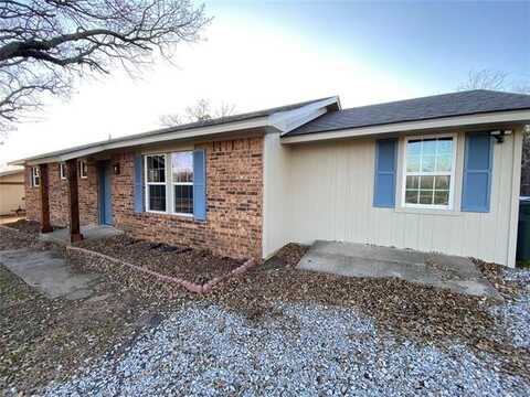 194 Orchard Street E, Lone Grove, OK 73443