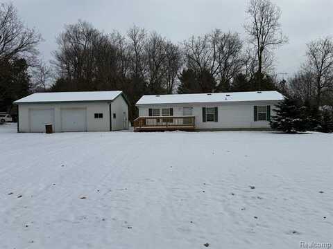 24 SPRINGER Lane, Attica, MI 48412