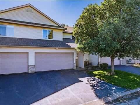 1122 Crystal Place W, Chaska, MN 55318