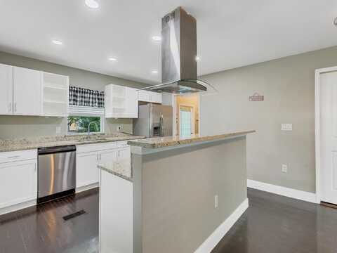 712 S 9th Street, Fort Pierce, FL 34950